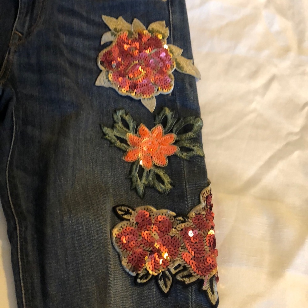 🌺 Mid Rise Skinny Jean - Picture 4 of 8
